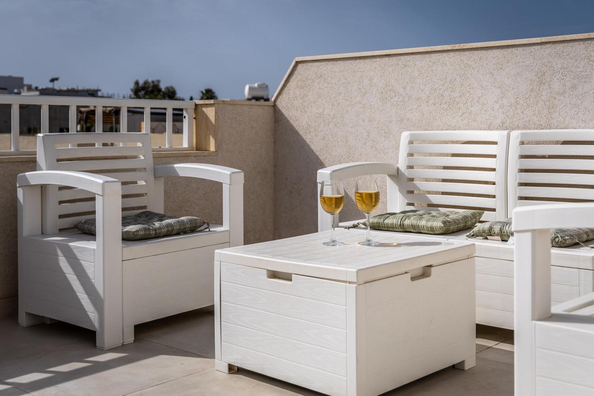Xemx Sabiha Suite 5 Min Walk From St Julians San Ġwann المظهر الخارجي الصورة